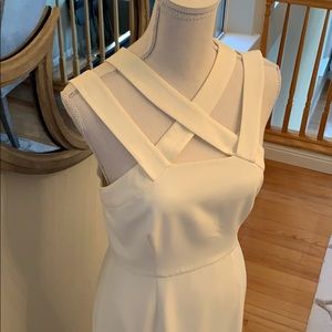 FAME AND PARTNERS WHITE CRISSCROSS DRESS